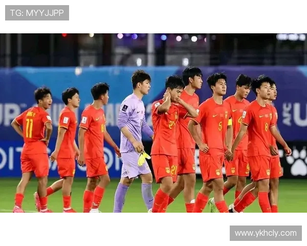 国足U16对朝鲜比赛中体能透支明显边路传球手短缺成制约因素